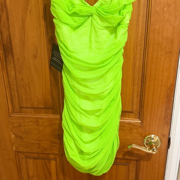 Norma Kamali Neon Green Ruched Mini Dress - Picture 4 of 7